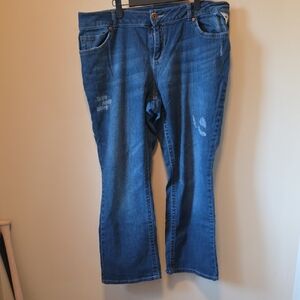 Avenue Women's Bootcut Jeans in Medium Blue Wash